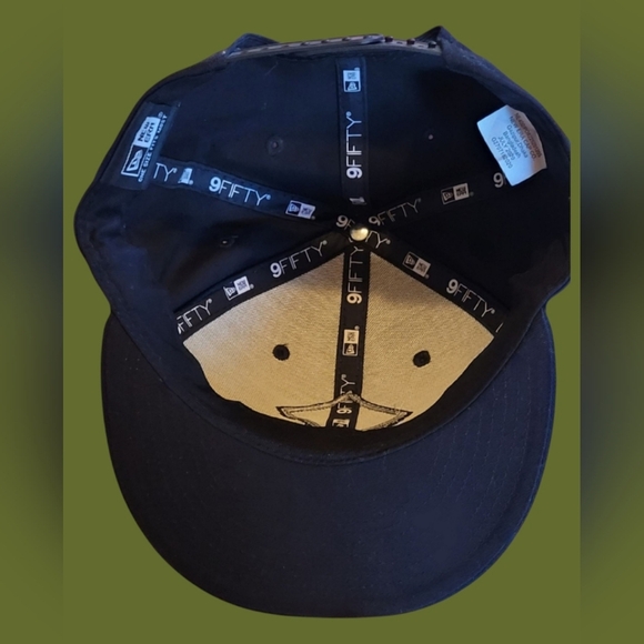 NEW ERA CAP CO. & 80EIGHTY DIAMOND PATCH SNAPBACK HAT ~ ONE SIZE - Picture 5 of 8